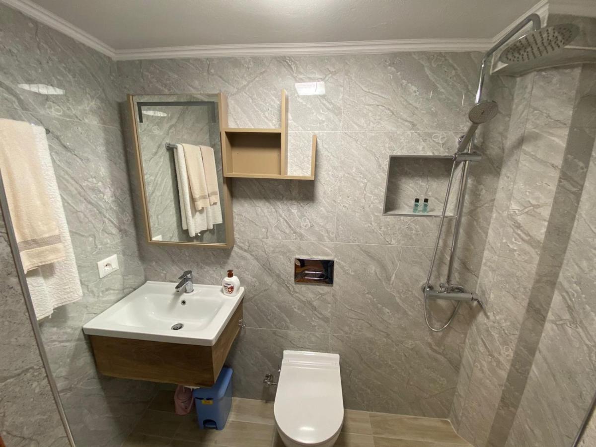 B & B Pogradec Kültér fotó