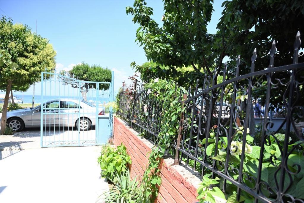 B & B Pogradec Kültér fotó