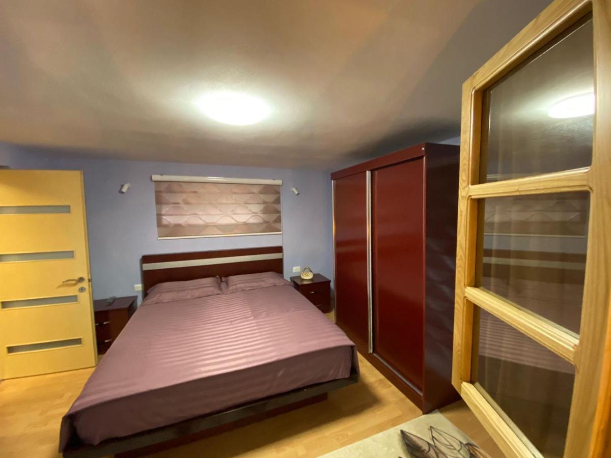 B & B Pogradec Kültér fotó