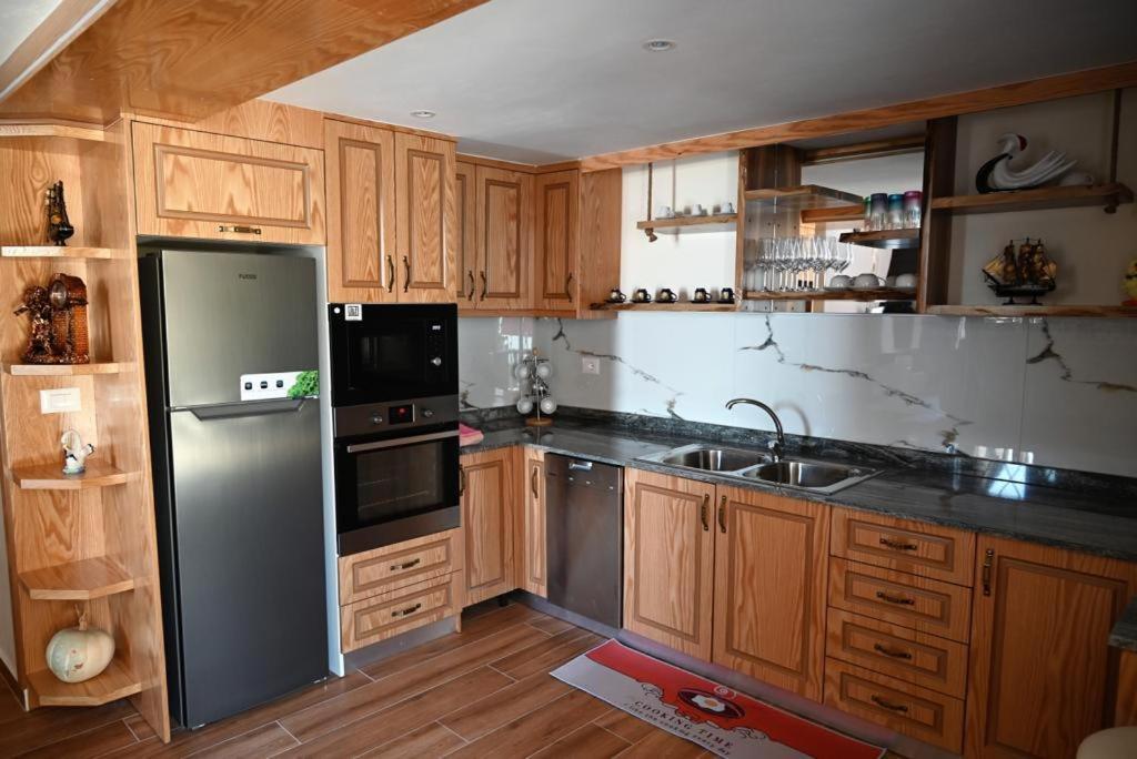 B & B Pogradec Kültér fotó